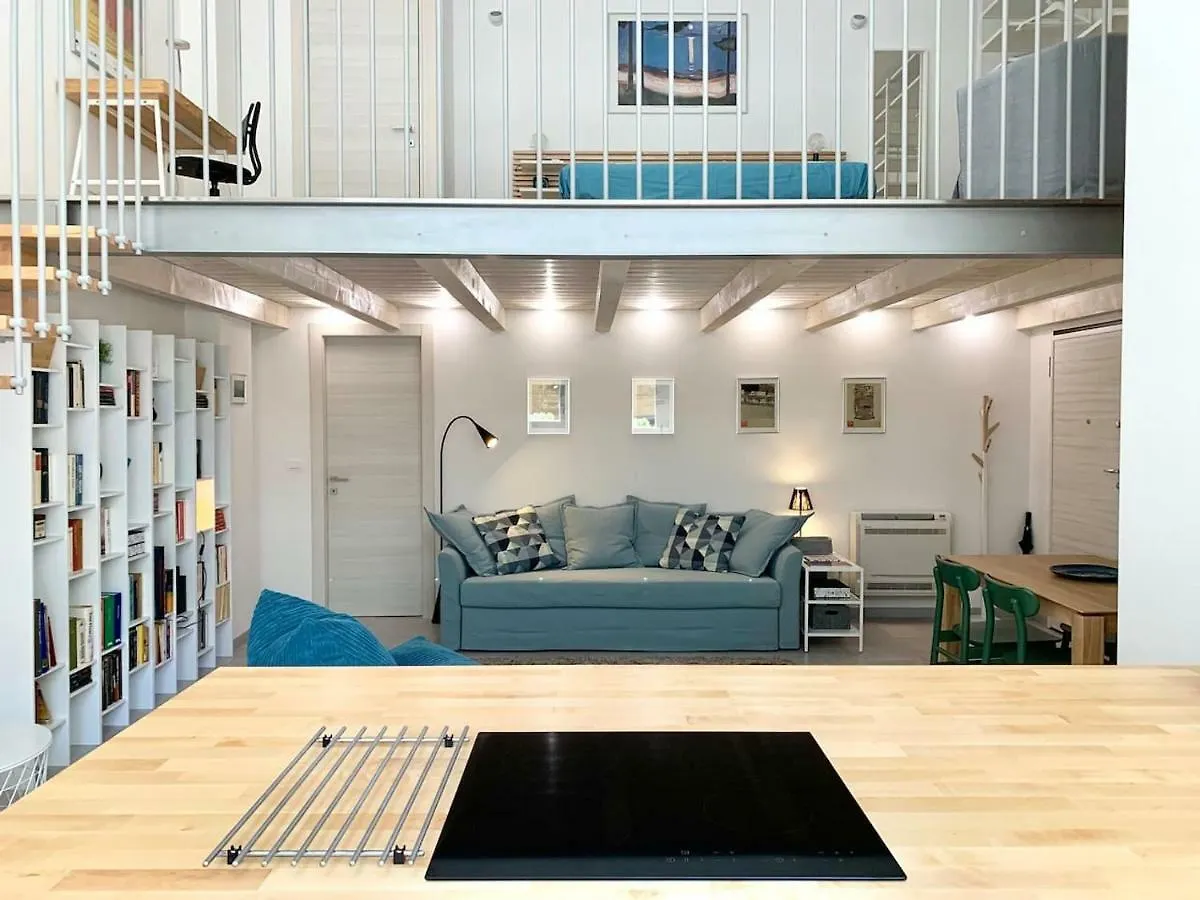 Blue Loft - Central Open Space & Private Parking Bolonha