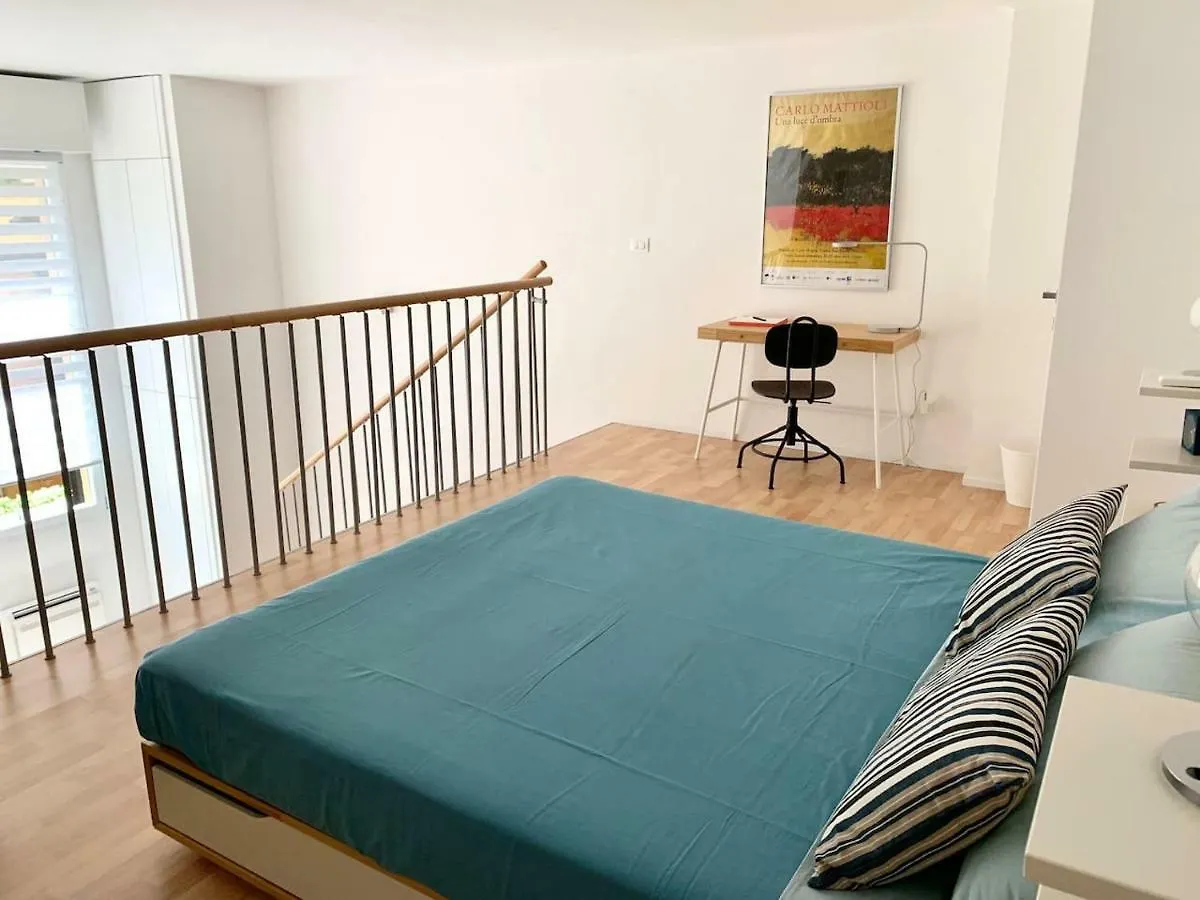 Blue Loft - Central Open Space & Private Parking Bolonia Apartament
